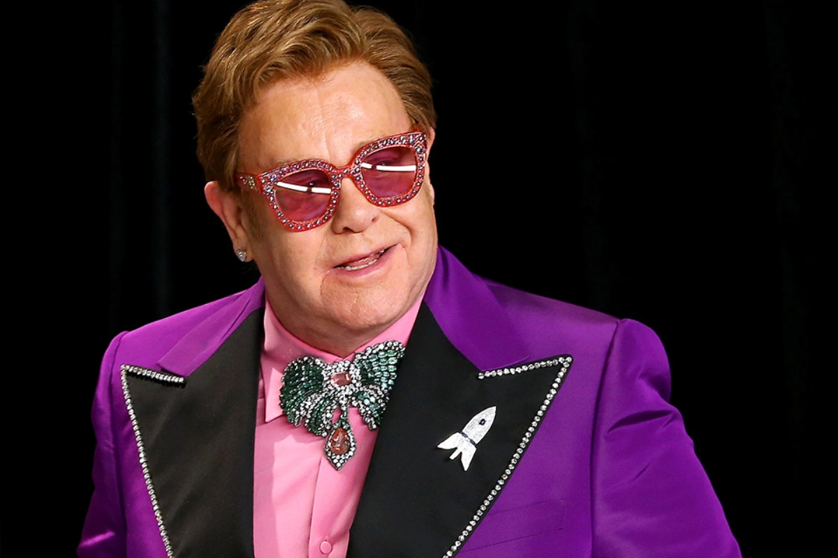 Məşhur müğənni Elton Con EGOT titulunu qazandı